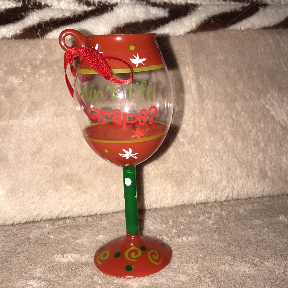 Giftcraft mini wine glass 5” Ain’t life Grape? Red green New